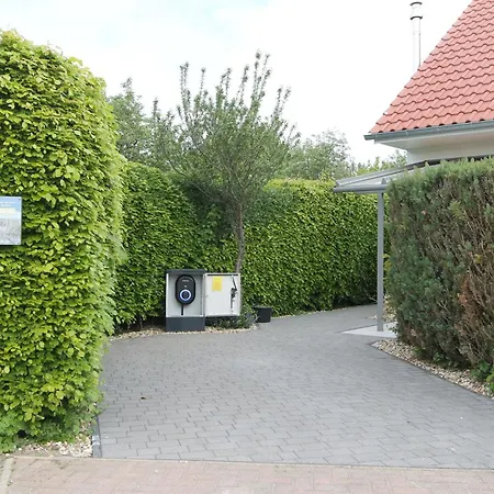 Appartement Leuchtturmstrasse Haus 17, Nur 100 M Von Der Ostsee Entfernt