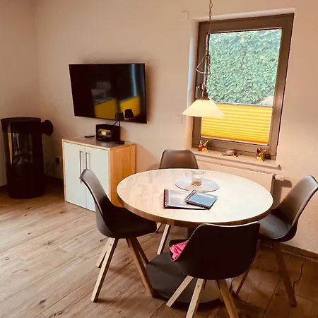 Appartement Leuchtturmstrasse Haus 17, Nur 100 M Von Der Ostsee Entfernt *